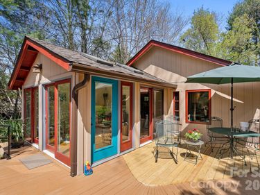 48 Springvale Avenue , Asheville, NC 28803