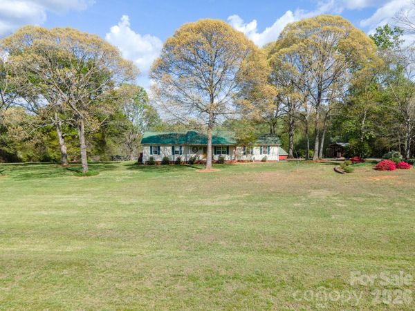 284 Blossom Hill Road, Lincolnton, NC 28092