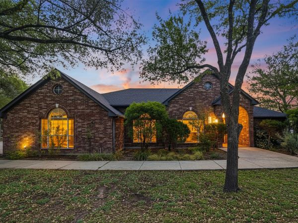 550 Peterson LN, Lakeway, TX 78734