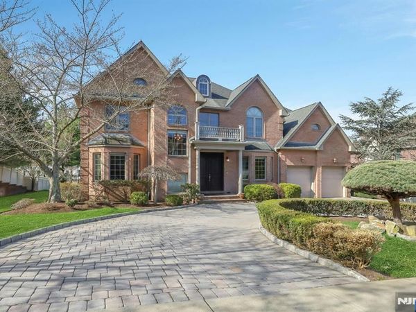 520 Homans Avenue, CLOSTER, NJ 07624