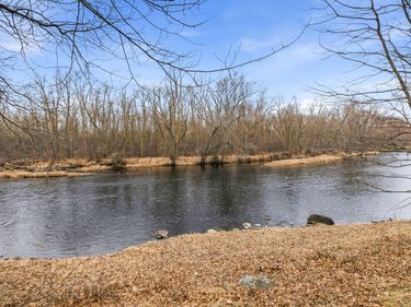 1030 NW 4th Avenue NW, Milaca, MN 56353