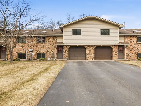 1030 NW 4th Avenue NW, Milaca, MN 56353