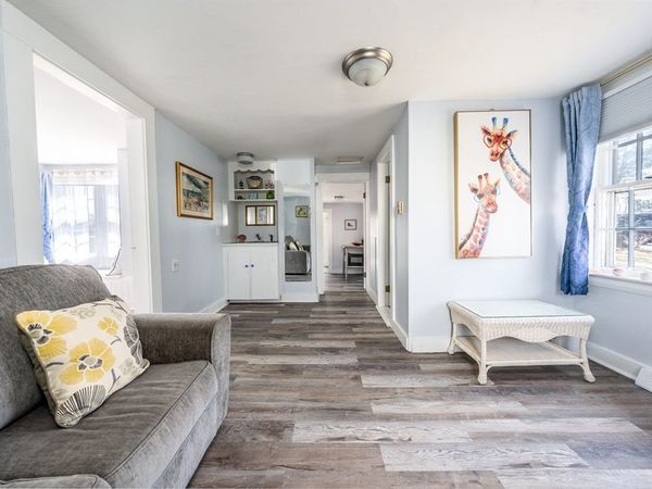 62 Pine Avenue, Barnstable, MA 02601