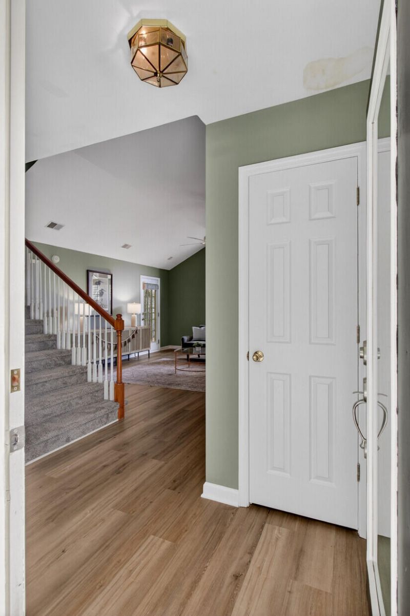 486 Planters Trace Drive Photo 4