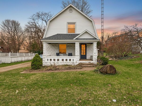 57223 S Main Street, Mattawan, MI 49071