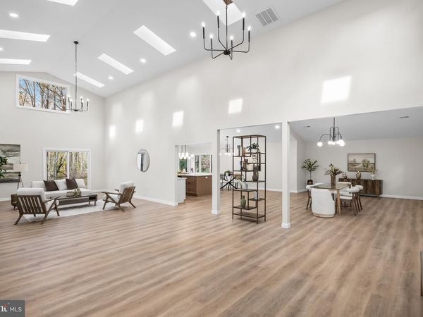 17 W DELAWARE TRAIL, MEDFORD, NJ 08055