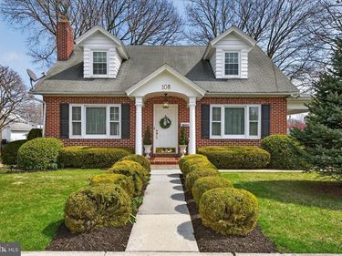108 S LOCUST STREET, MYERSTOWN, PA 17067