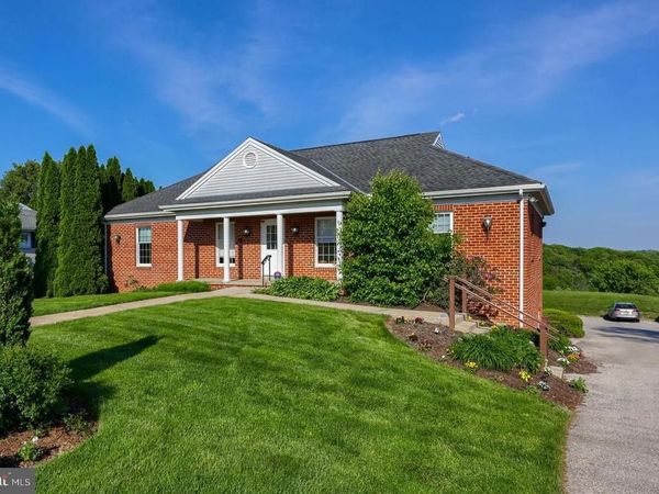 735 S PLEASANT AVENUE , DALLASTOWN, PA 17313