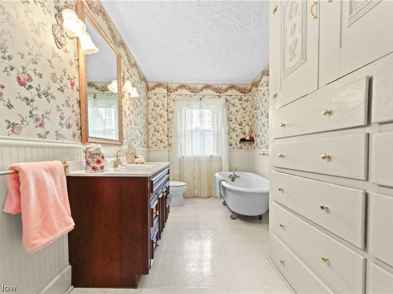 170 E Beech Street NE, Alliance, OH 44601 Photo 23