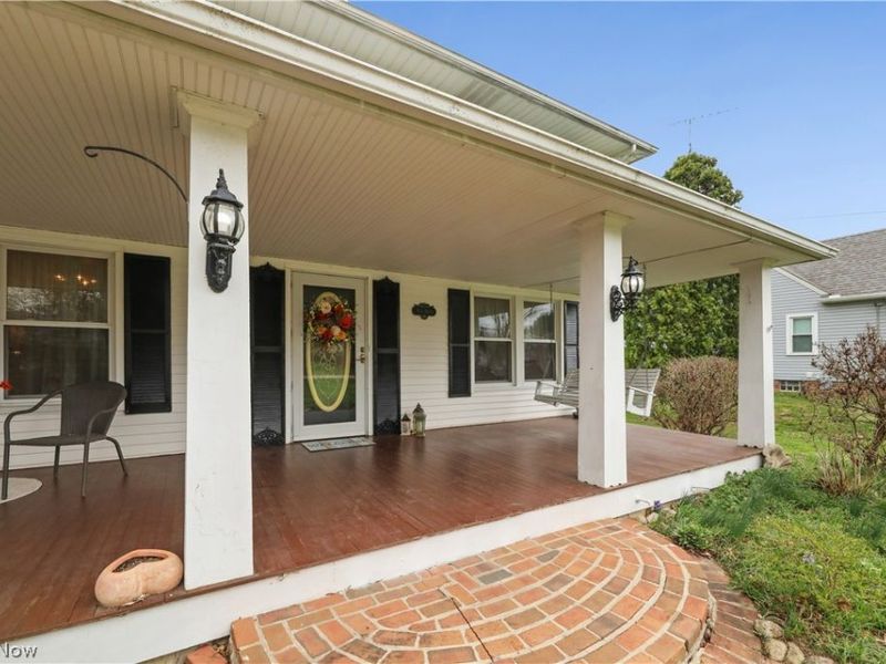 170 E Beech Street NE, Alliance, OH 44601 Photo 5