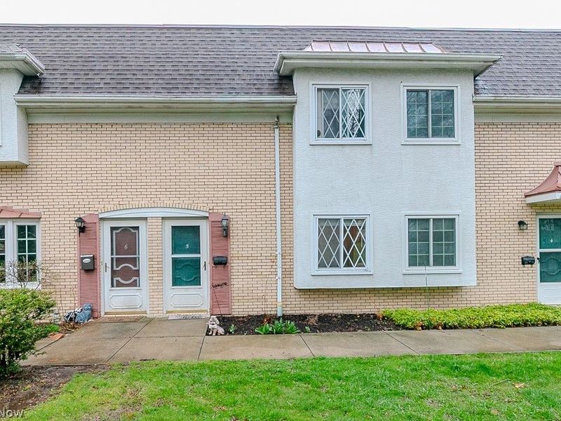 8210 Deepwood Boulevard , Unit 11-5, Mentor, OH 44060 Photo 1