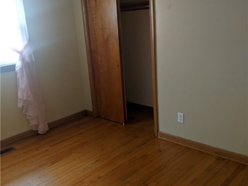 51392 Breezy Hill Road , Saint Clairsville, OH 43950 Photo 13