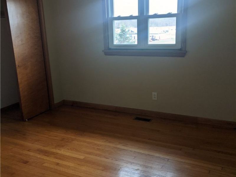 51392 Breezy Hill Road , Saint Clairsville, OH 43950 Photo 15