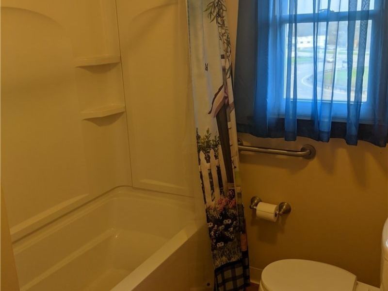 51392 Breezy Hill Road , Saint Clairsville, OH 43950 Photo 20