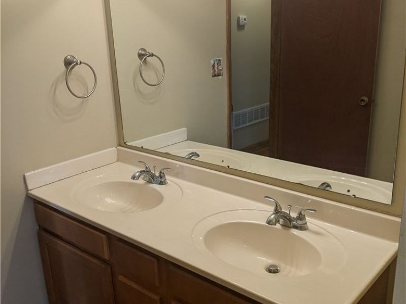 51392 Breezy Hill Road , Saint Clairsville, OH 43950 Photo 21