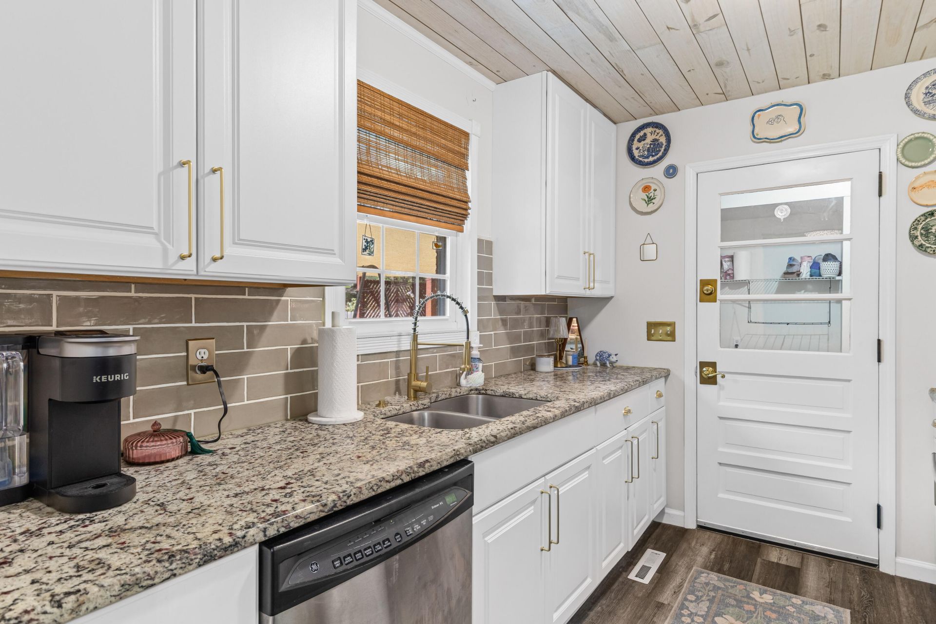 106 Pine Lane Photo 11