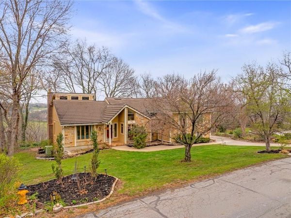 20414 Crickett Lane, Lenexa, KS 66220