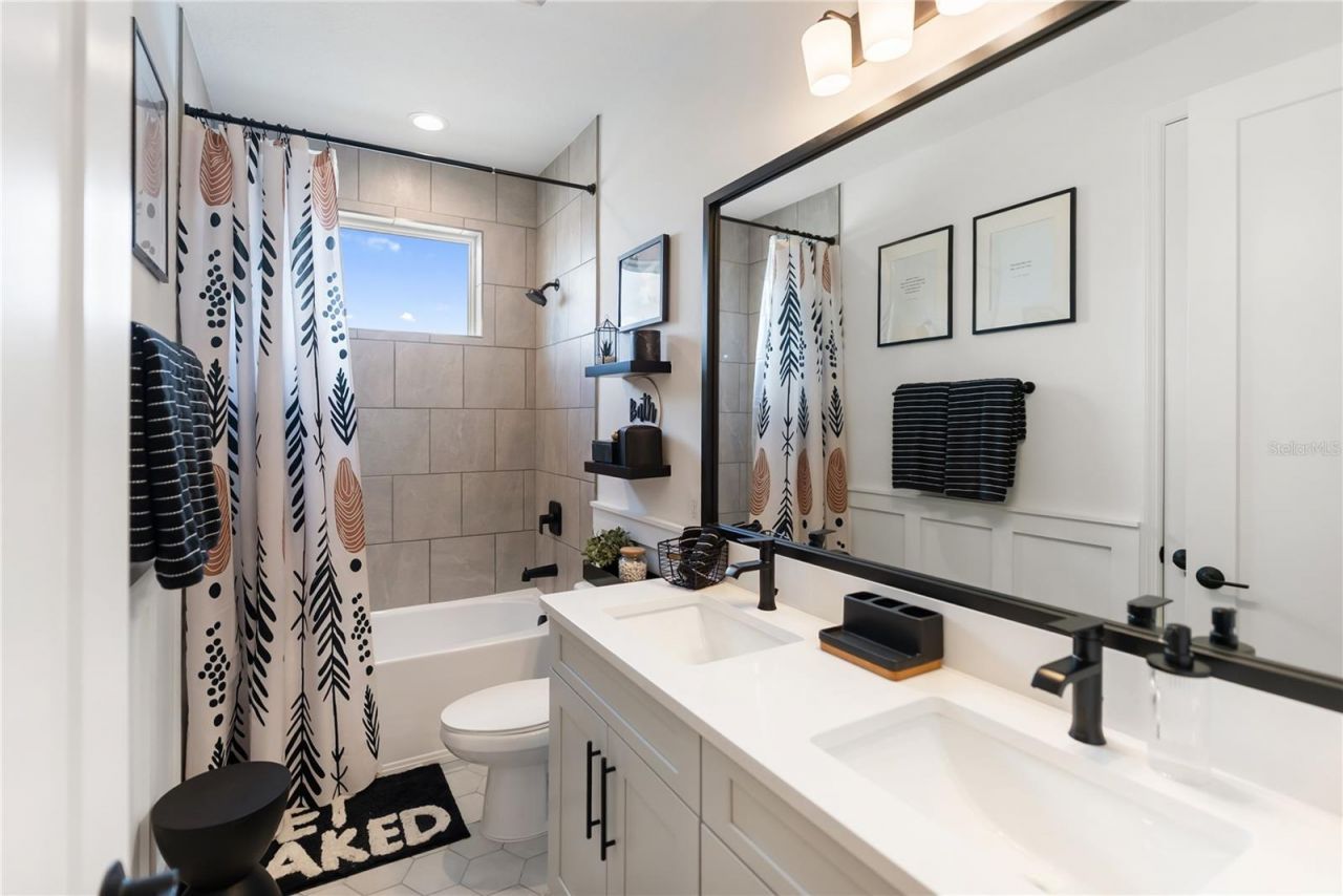 17506 Savory Mist Circle, Bradenton, FL 34211 Photo