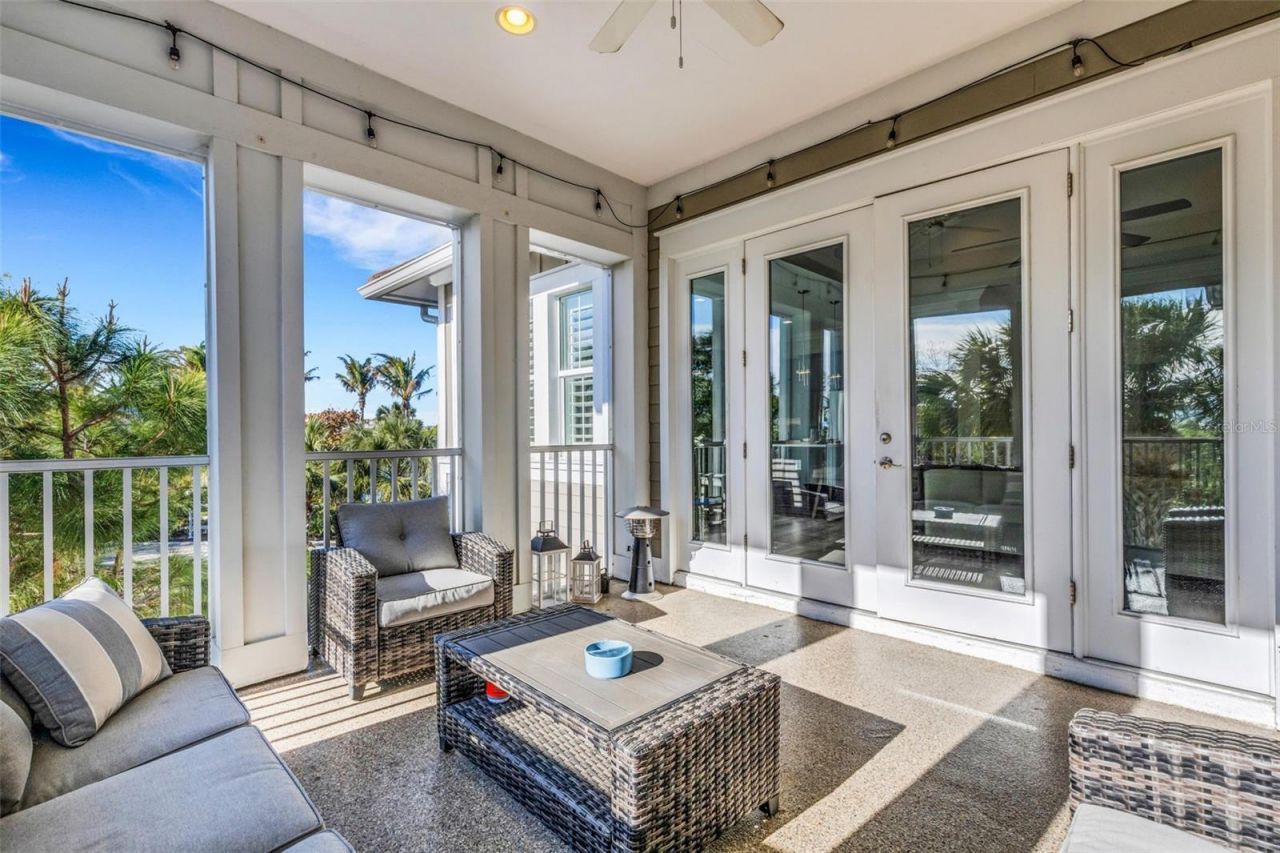 289 Sapphire Lake Drive, Unit 202, Bradenton, FL 34209 Photo