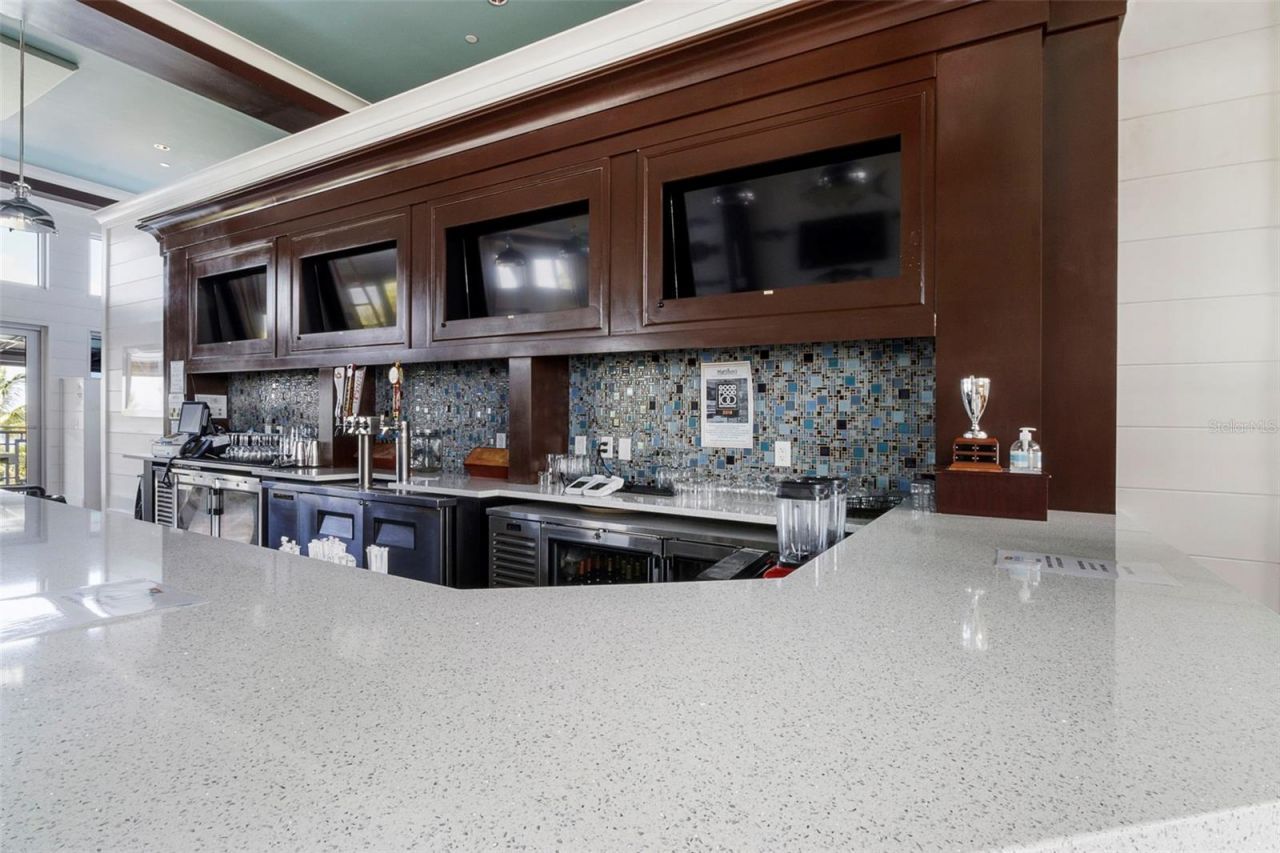 289 Sapphire Lake Drive, Unit 202, Bradenton, FL 34209 Photo