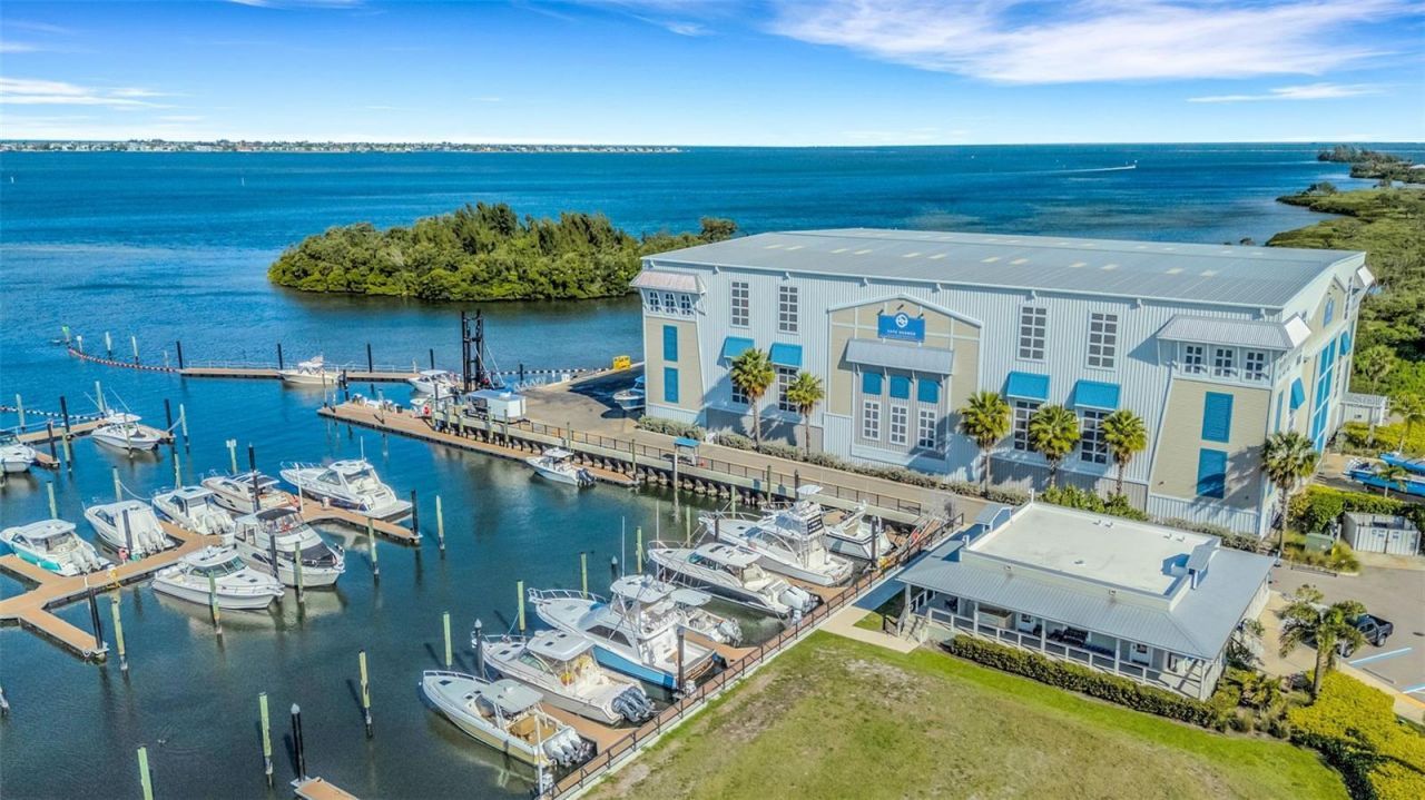 289 Sapphire Lake Drive, Unit 202, Bradenton, FL 34209 Photo