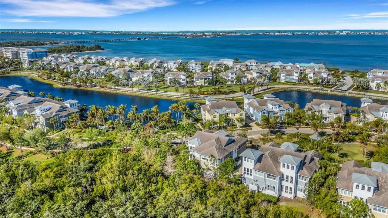 289 Sapphire Lake Drive, Unit 202, Bradenton, FL 34209 Photo