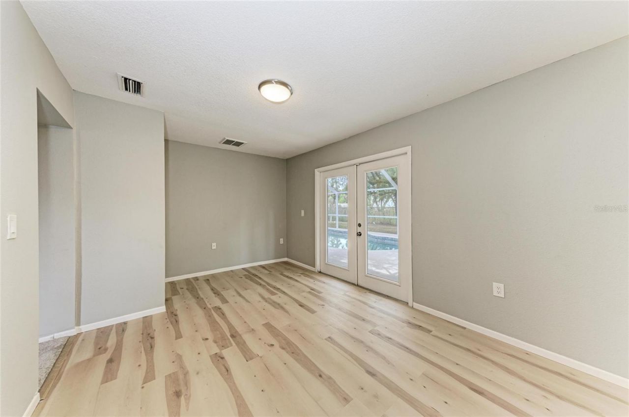 4913 32nd Street E, Bradenton, FL 34203 Photo