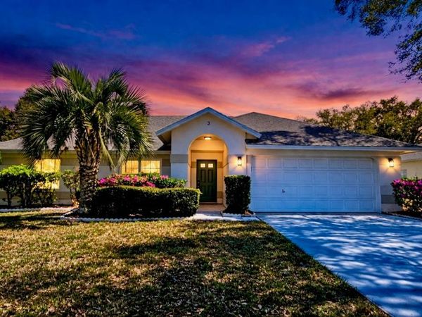 3 SAW MILL COURT , PALM COAST, FL 32164