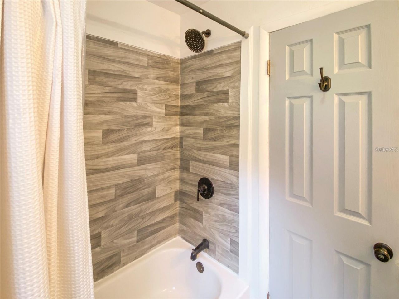 228 SE Oak Hill Street, Lake City, FL 32025 Photo