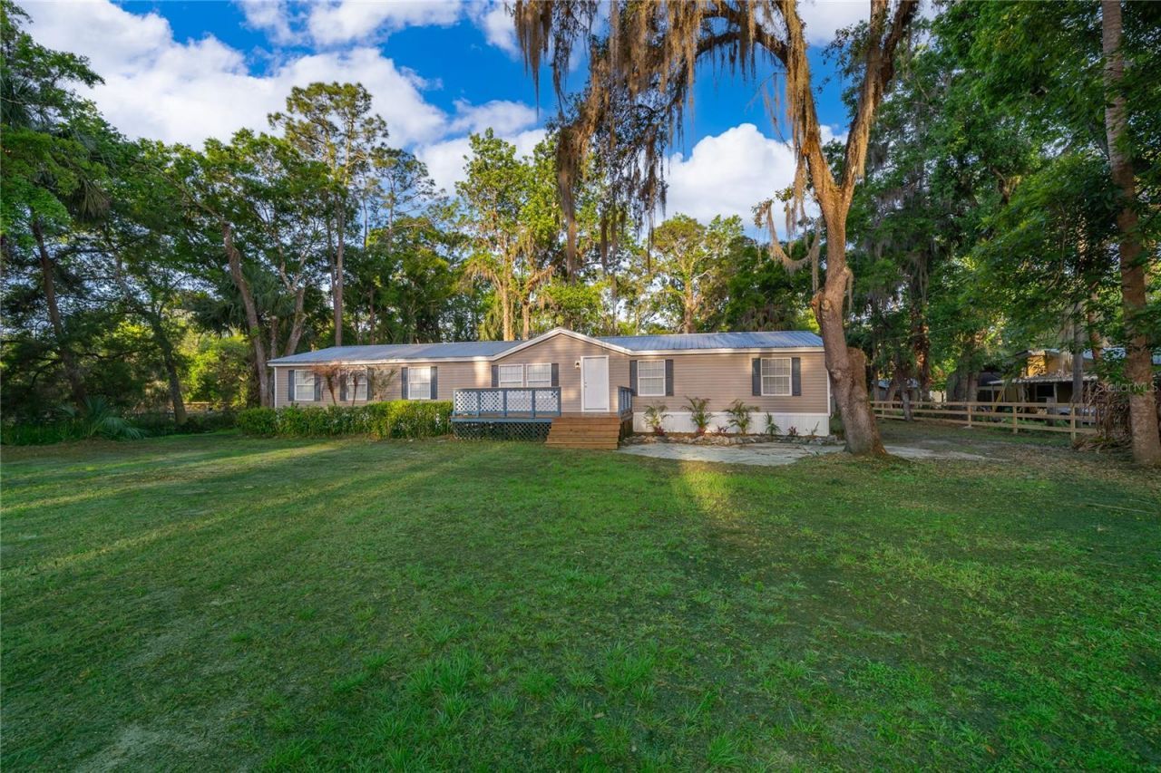 1116 Cupid Avenue, Christmas, FL 32709 Photo