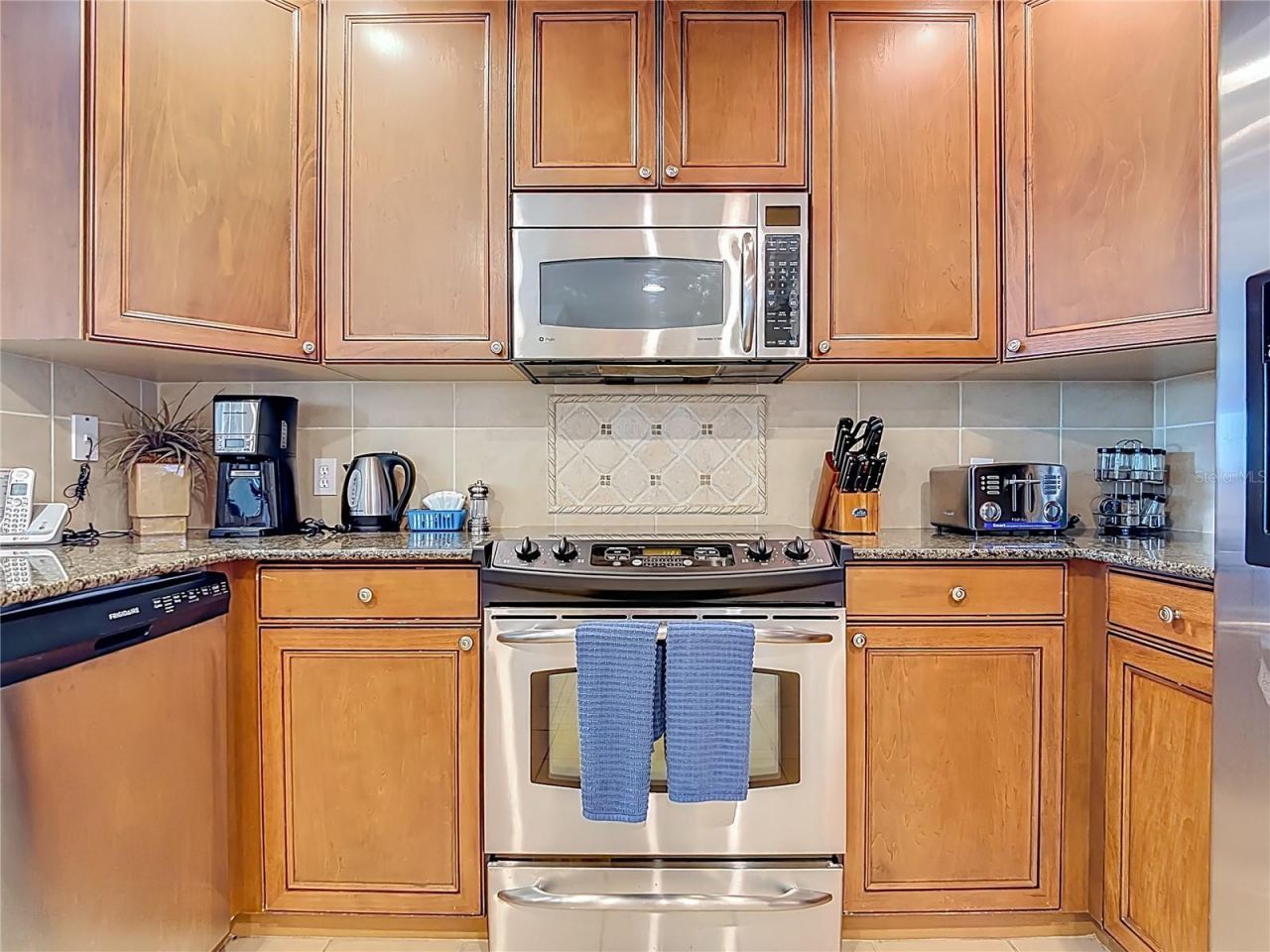 1116 Sunset View Circle, Unit 304, Reunion, FL 34747 Photo