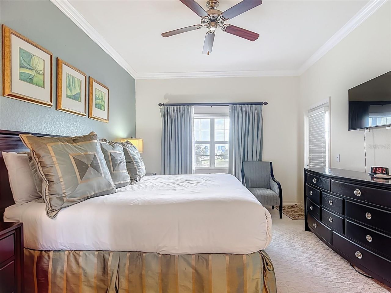 1116 Sunset View Circle, Unit 304, Reunion, FL 34747 Photo