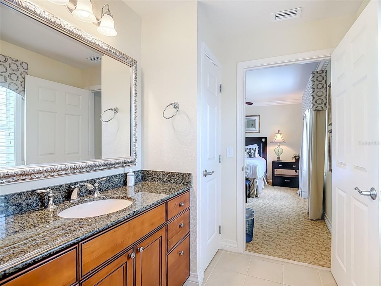 1116 Sunset View Circle, Unit 304, Reunion, FL 34747 Photo