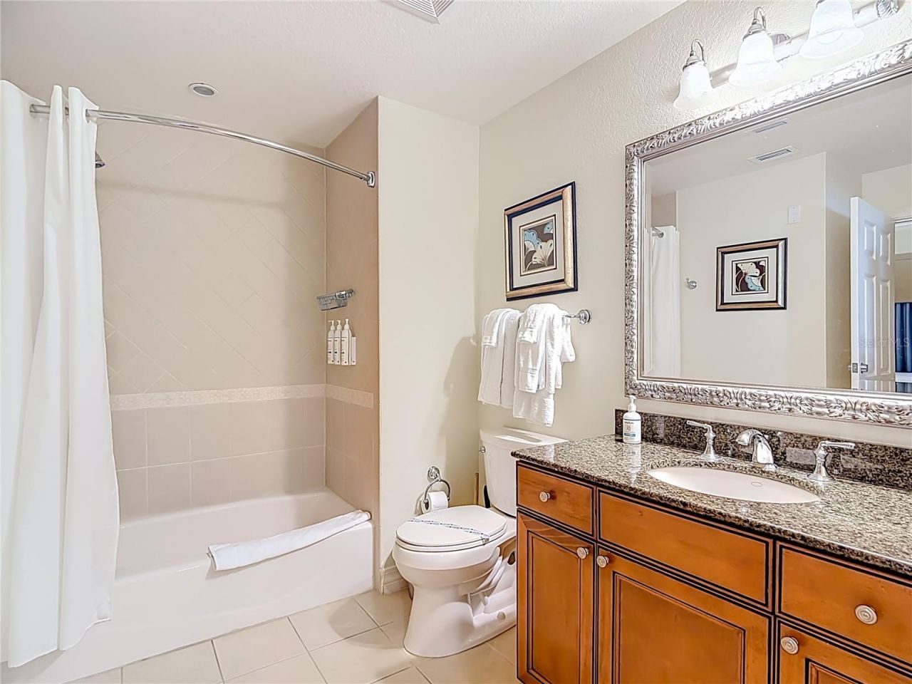 1116 Sunset View Circle, Unit 304, Reunion, FL 34747 Photo