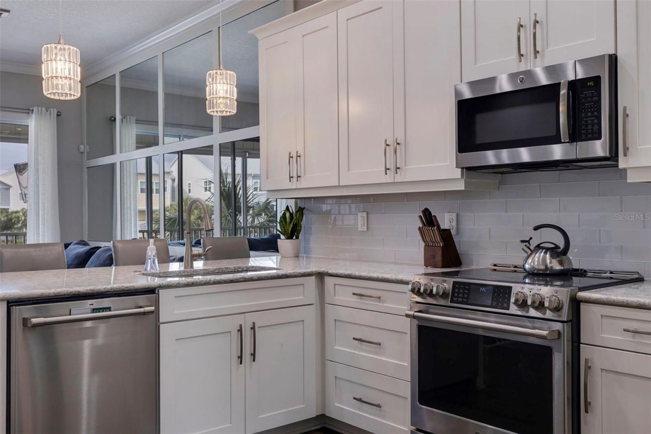 6064 Moorings Drive S, Saint Petersburg, FL 33712 Photo