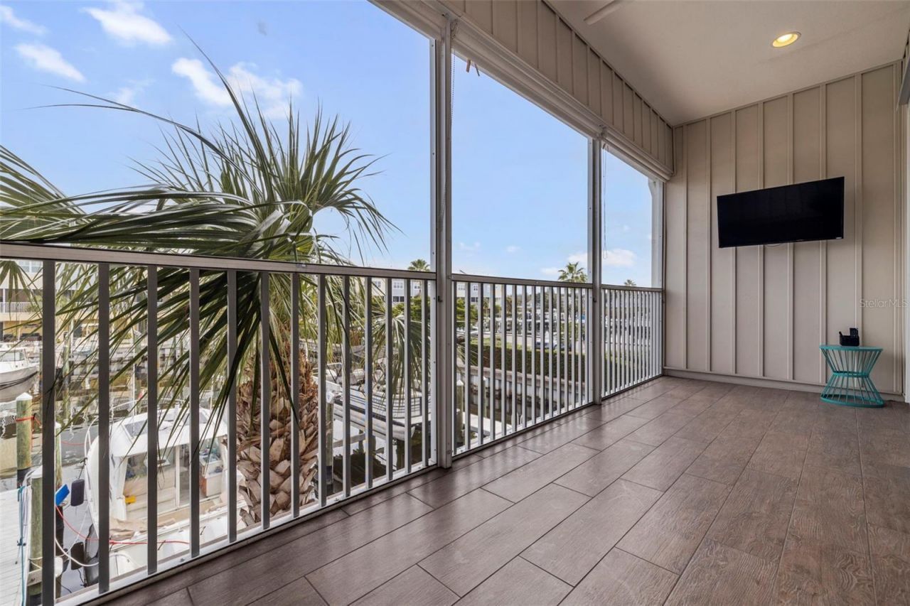 6064 Moorings Drive S, Saint Petersburg, FL 33712 Photo