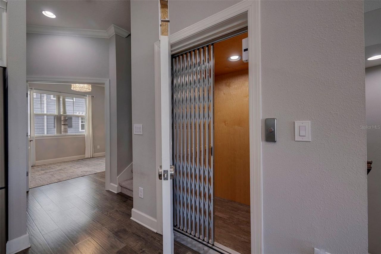 6064 Moorings Drive S, Saint Petersburg, FL 33712 Photo