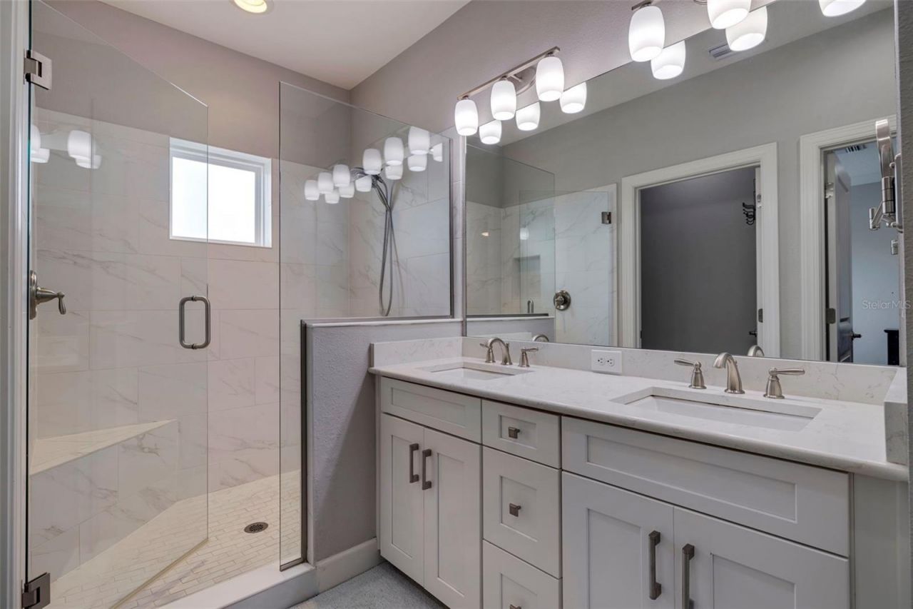 6064 Moorings Drive S, Saint Petersburg, FL 33712 Photo