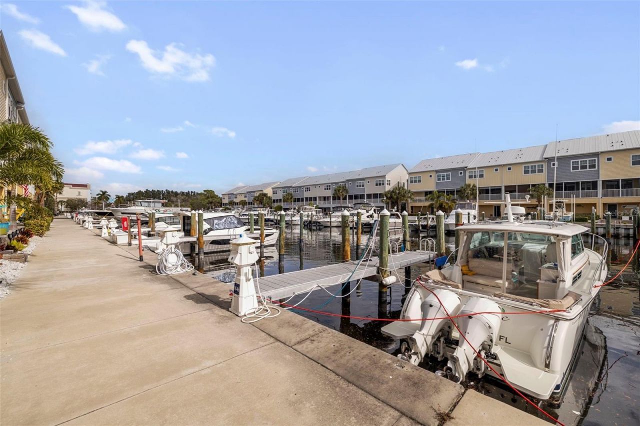 6064 Moorings Drive S, Saint Petersburg, FL 33712 Photo