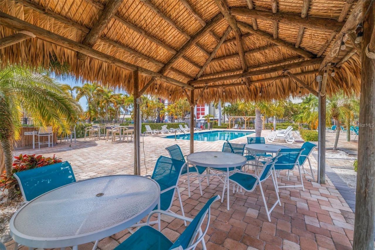 6064 Moorings Drive S, Saint Petersburg, FL 33712 Photo