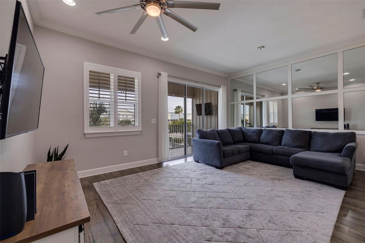 6064 Moorings Drive S, Saint Petersburg, FL 33712 Photo