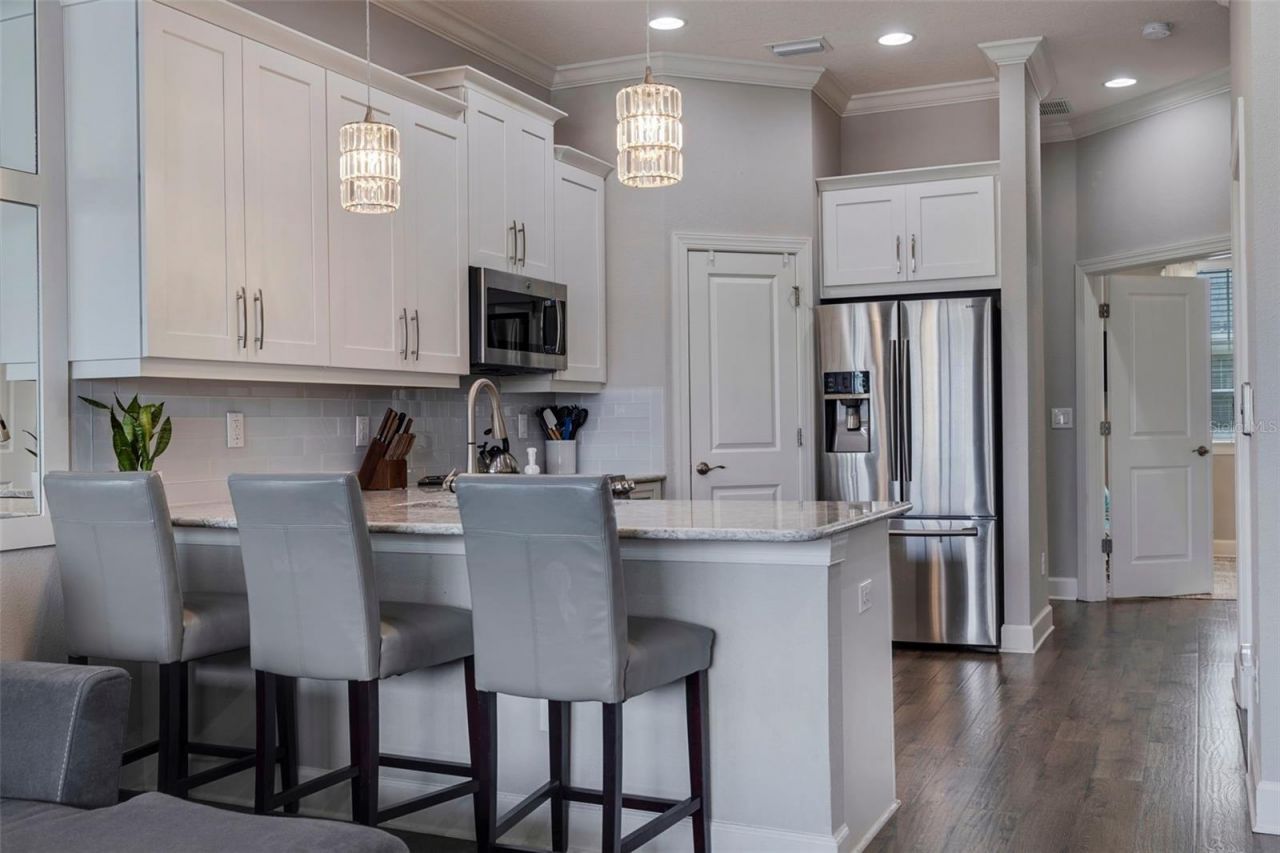 6064 Moorings Drive S, Saint Petersburg, FL 33712 Photo