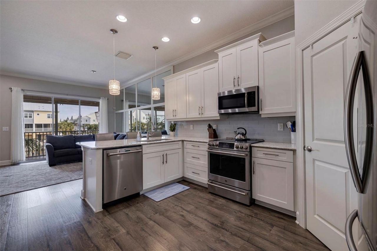 6064 Moorings Drive S, Saint Petersburg, FL 33712 Photo