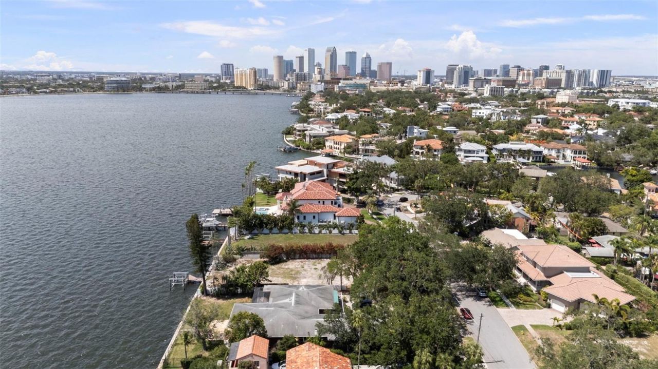 214 Blanca Avenue, Tampa, FL 33606 Photo