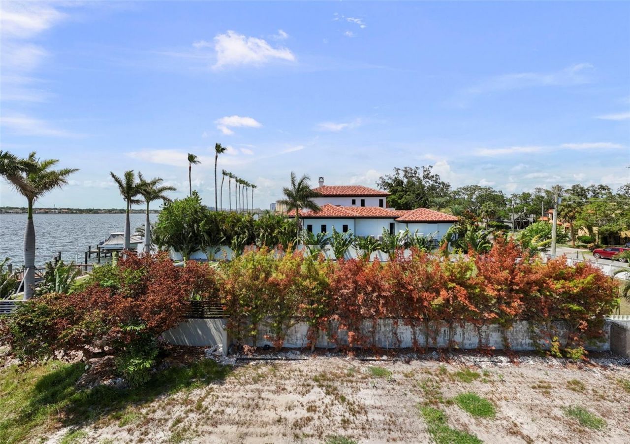 214 Blanca Avenue, Tampa, FL 33606 Photo