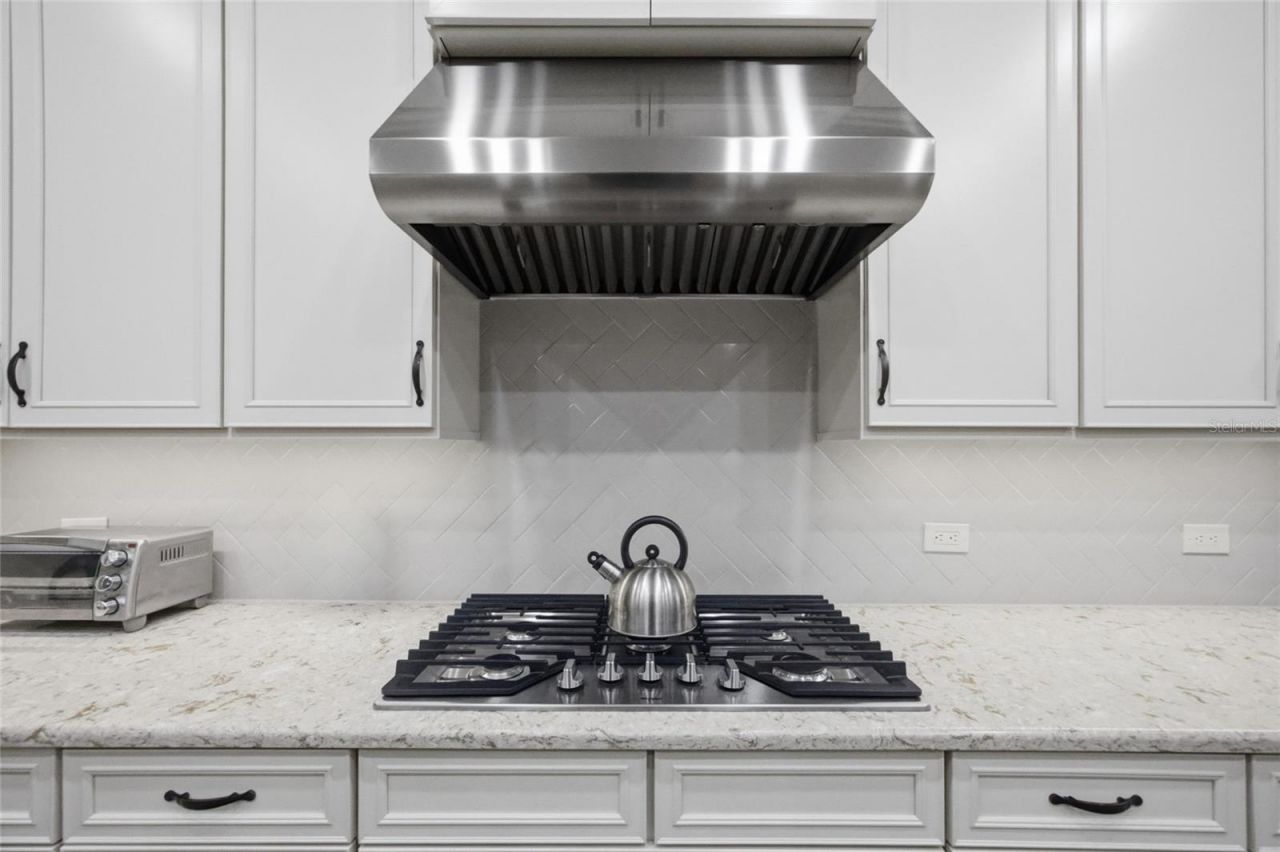 115 Brookover Lane , Brandon, FL 33511 Photo