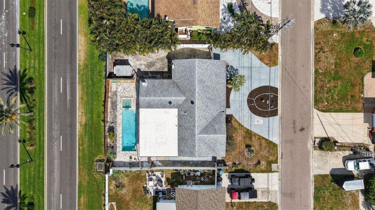 7919 Causeway Boulevard S, Saint Petersburg, FL 33707 Photo