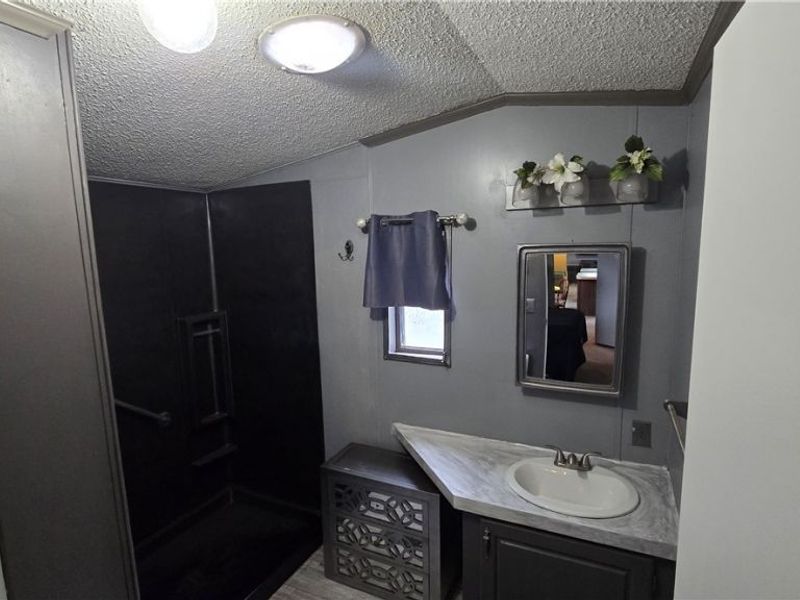 6465 Linda , Ravenna, OH 44266 Photo 15