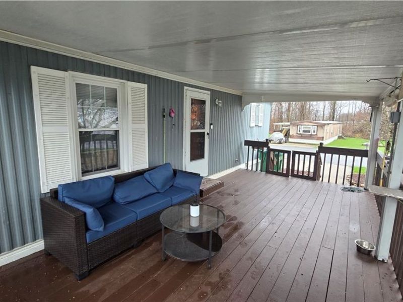 6465 Linda , Ravenna, OH 44266 Photo 3