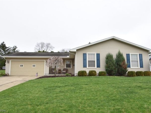 7568 Huntington Drive , Boardman, OH 44512